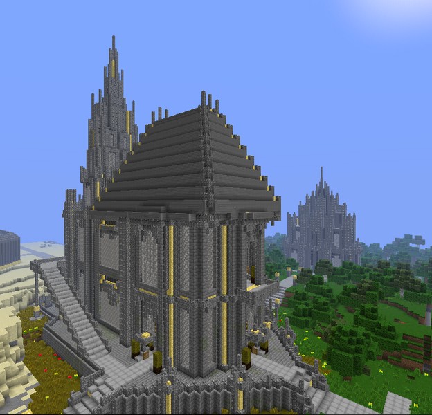 Как думаете, что в здании находится?