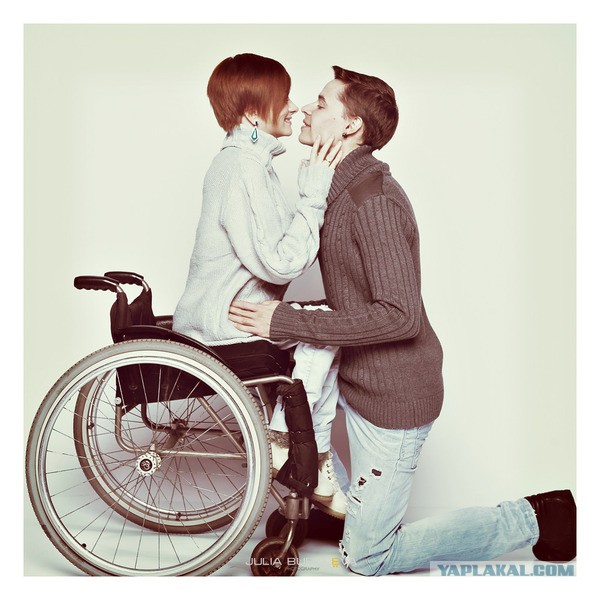 Беркова разделась за машину! Зацени! (18+)