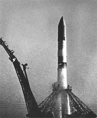 Старт востока 1. Ракета Юрия Гагарина Восток-1. Ракета Восток Гагарин. Восток-1 космический корабль Гагарин.