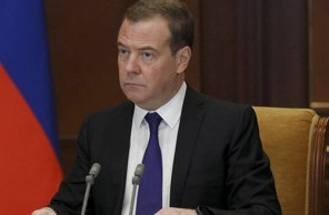 Медведев назвал условие для ареста средств иностранцев в России