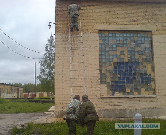 Поездка в дисбат (Уезжая с космодрома)