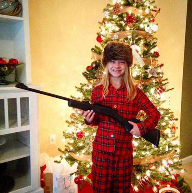 Дед Мороз! Я тоже так хочу! Американцы хвастаются оружием, подаренным им на Рождество