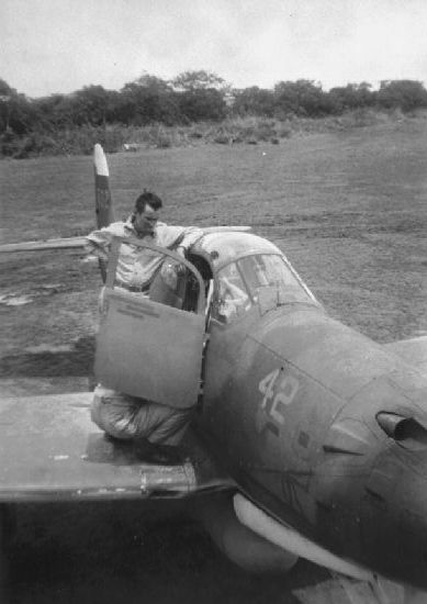 Р-39 Аэрокбра. Американская любимица сталинских соколов. История создания и основные модификации.
