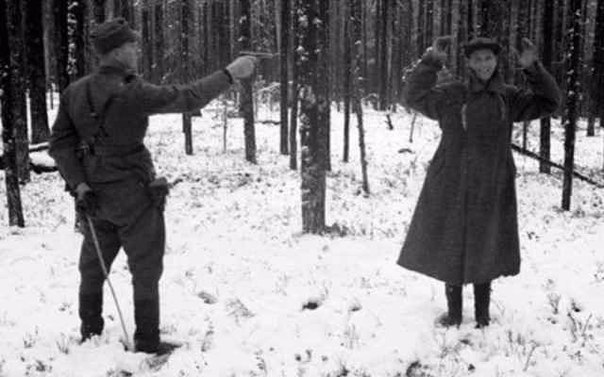 После щелчка фотоаппарата их не стало