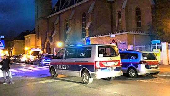 В Вене напали на церковь, много раненых