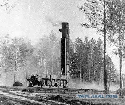 «Ураганная» столовая. Мобильный пункт питания на ракетовозе МАЗ-543