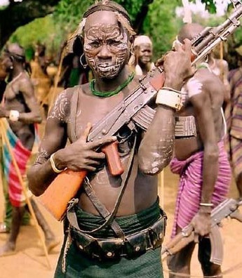 Племя Мурси (Mursi).