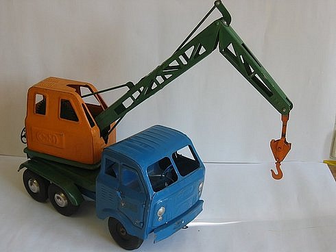 Самый мощный самоходный подъемный кран