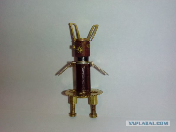 Игрушки из хлама