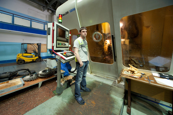 Экскурсия на завод авиационных двигателей "Салют"