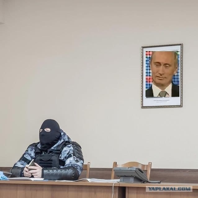 Власти Непала отменили запрет на соцсети после протестов