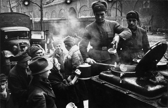 Великая Отечественная в фотографиях-14