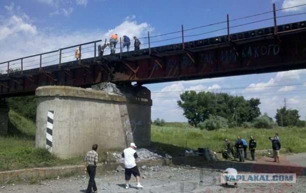 В Запорожской области Украины взорван мост