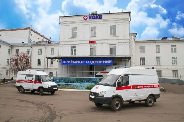 «Достигнута точка кипения» — из-за больших нагрузок из Костромской областной больницы уволились все сосудистые хирурги