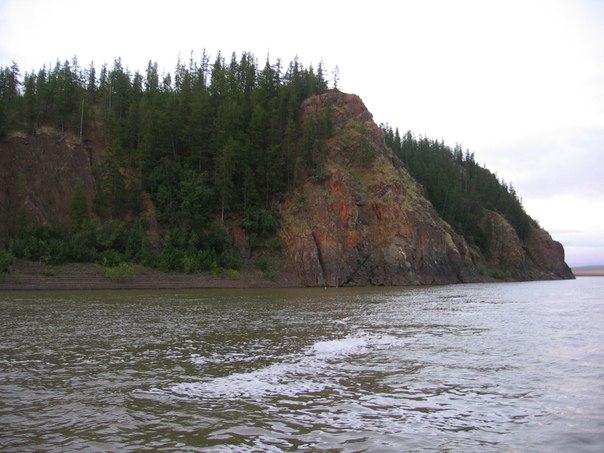 Поход по реке Колыма на самодельном плоту