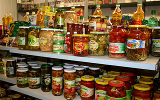 Русский продуктовый магазин в Лос-Анджелесе