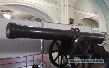 Расконсервировали танки Т-62 и Т-80БВ