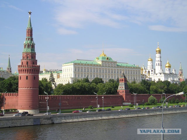 Меченые купюры в Москве: "Не покупай у черных"