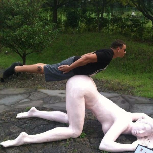 Ужасы и приколы из соцсетей 18+