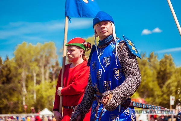 Феодальная знать. Портрет в профиль.