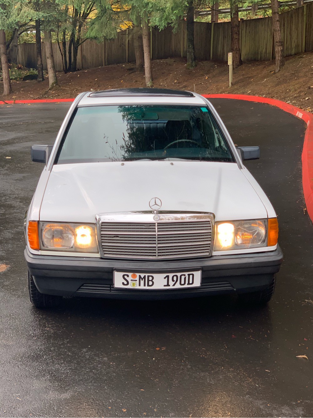 Дизель 190. Мерседес 190d. Мерседес 190 дизель. Mercedes 1985. Мерседес 190е 1985 год.