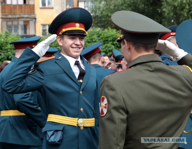 Как выпускают лейтенантов в Военном институте ВВ