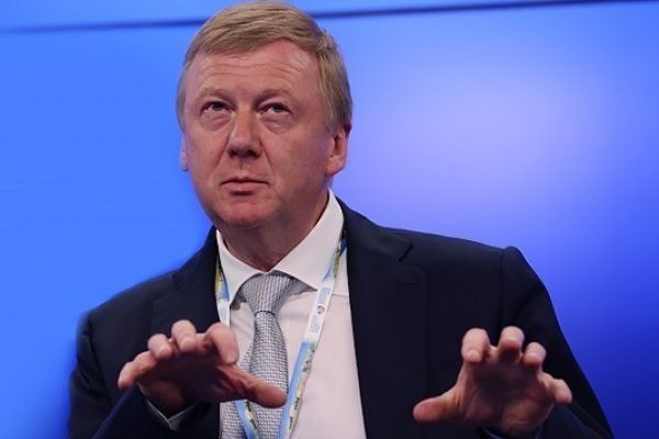 Чиновник чудовищной выживаемости