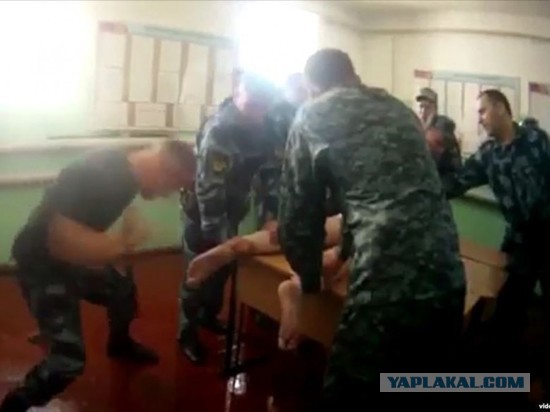 Жесткий ответ на пытки заключенного - уже 17 сотрудников колонии в Ярославле отстранены от работы