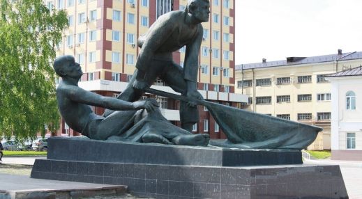 Беспорядки в Ингушетии продолжились: силовики братаются с протестующими