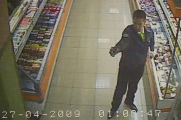 В Уганде полицейский расстрелял менеджера в банке