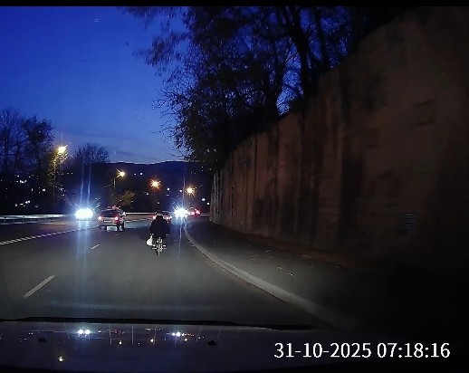 2 мотопетушка  откукарекались бесславно