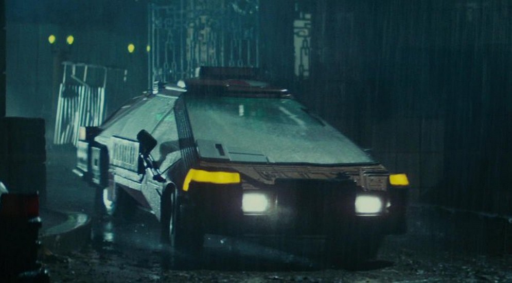 Бегущий по лезвию 2049 машина