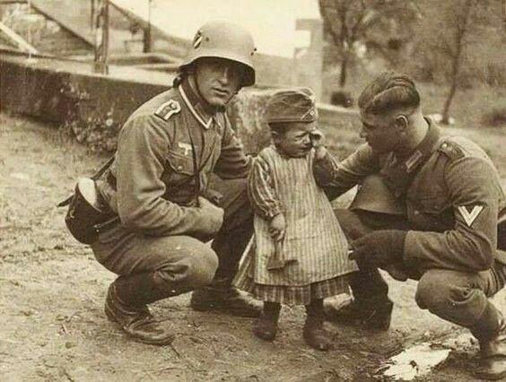 История в фотографиях