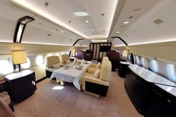 Экс-владелец «Уралкалия» миллиардер Дмитрий Рыболовлев вслед за яхтой выставил на продажу свой самолет Airbus A319