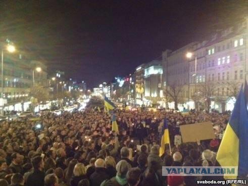 Рада проголосовала за вывод войск из Киева