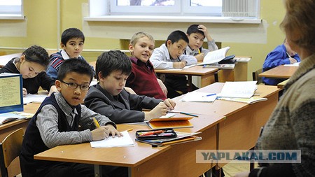 Верховная рада утвердила закрытие русских школ: