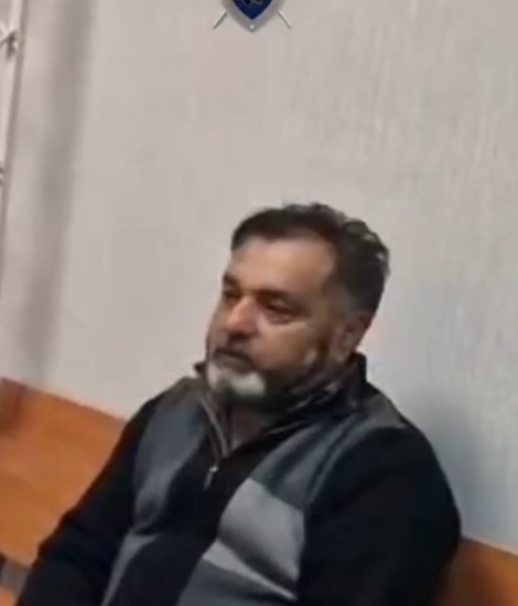 Кадры задержания мужчины, подозреваемого в стрельбе по людям, в Коркине