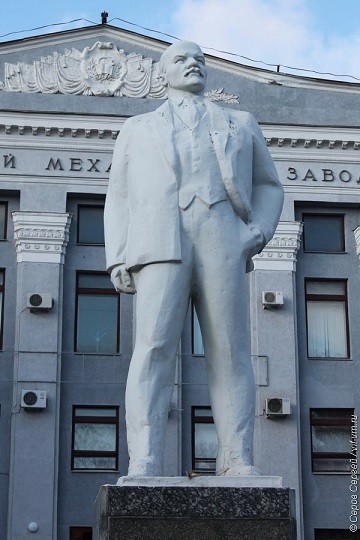 Ленин разный