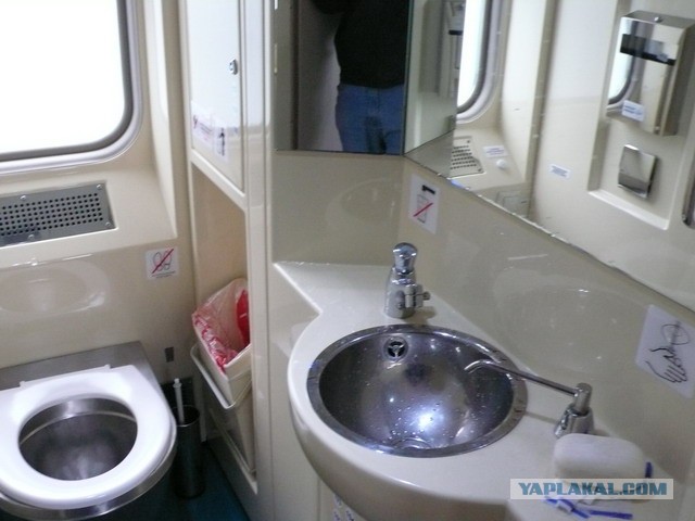 Anonymous vs Якунин