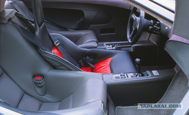 Праворульные авто любой категории запретят