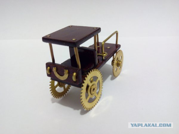 Игрушки из хлама