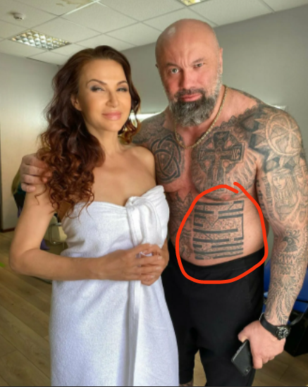 Загадочная Эвелина Блёданс