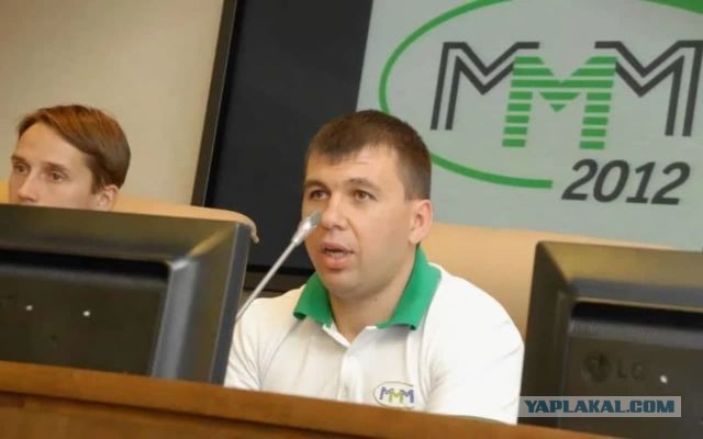 Пушилин заявил, что боевики "Азова" взорвали дом в Мариуполе, под завалами 200 человек