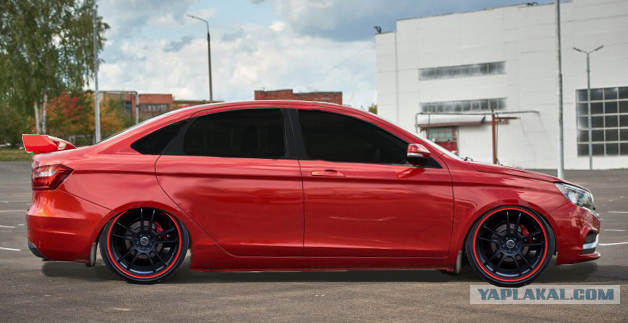 Первый тест-драйв Lada Vesta