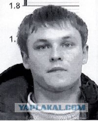 В Перми летящий на красный джип раздавил ВАЗ