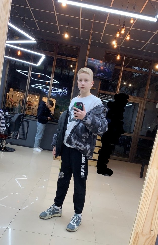 Есть мастера по фотошоп?