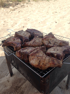 Корейка на косточке и ничего лишнего