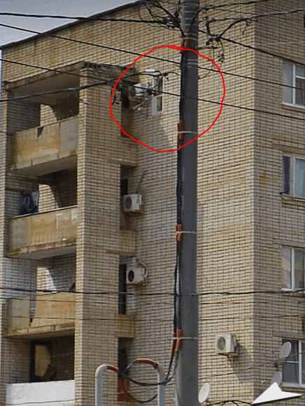 Вырезал окно в глухом торце многоэтажки житель Дагомыса