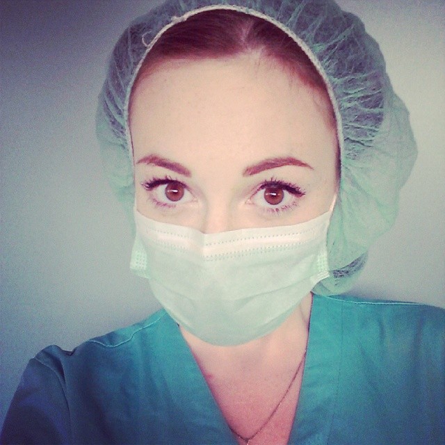 Люди в белых халатах: из инстаграма медработников