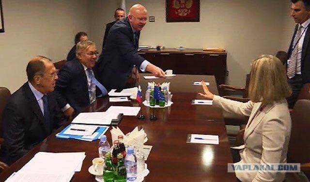 Немецкие врачи заявили об отравлении Навального